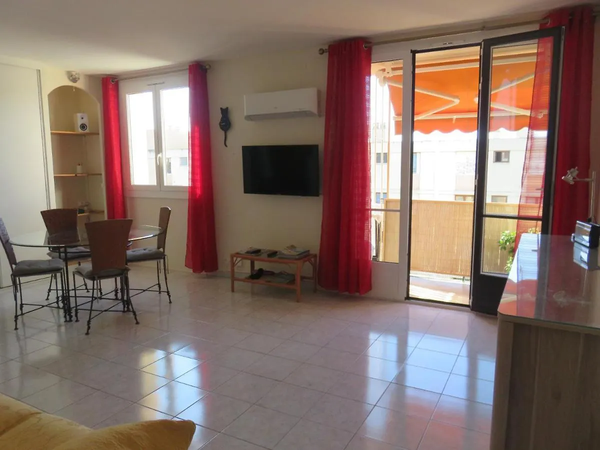 Nice Nord 2 Pieces Calmes,Wifi,Clim,Balcon,Parking Apartament